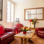 Londres Saint Honore Hotel 3*