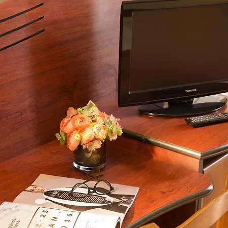 ホテル オテル ロンドル サントノレ 3*