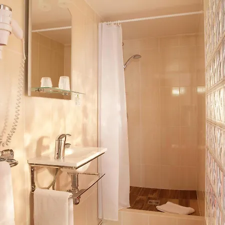 ホテル オテル ロンドル サントノレ