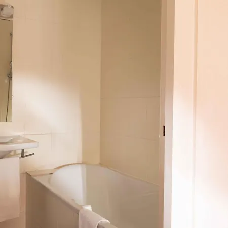 オテル ロンドル サントノレ 3*