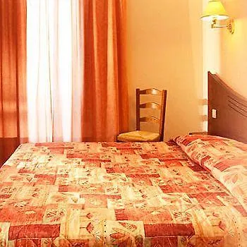Отель Londres Saint Honore 3*