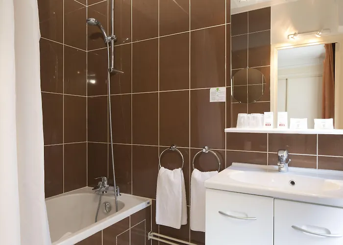 Hotel Londres Saint Honore 3*