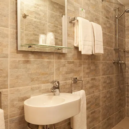 Londres Saint Honoré 3* Paris